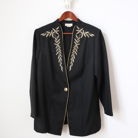Vintage Black Blazer - Picture 6 of 9